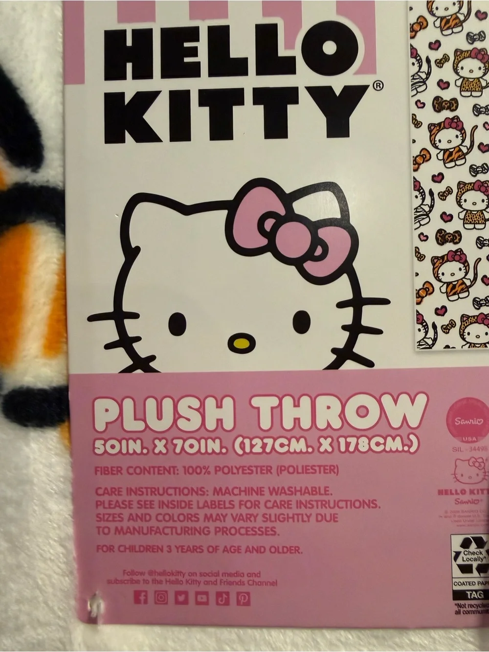 Hello kitty Halloween animal print plush blanket throw NWT 2026